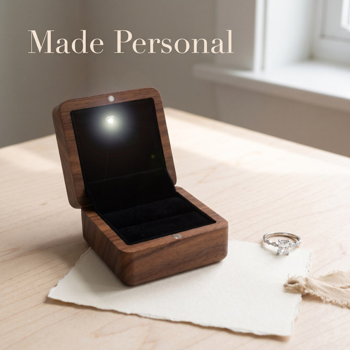 Walnut ring box with an engraved lid - Beacon - MAHOOSIVE