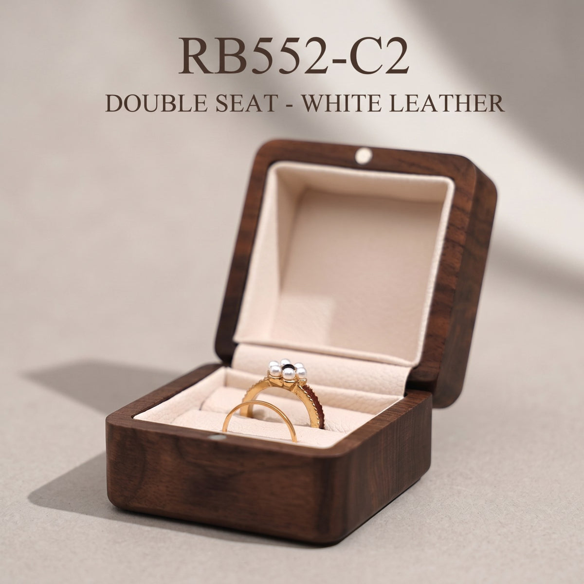 Walnut ring box in White Leather - Covenant - MAHOOSIVE