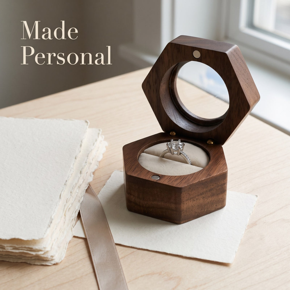Walnut ring box with an engraved lid - Lucent - MAHOOSIVE
