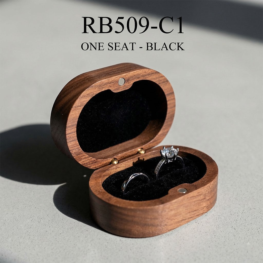 Walnut ring box in Single Seat / Black - Ovation - MAHOOSIVE