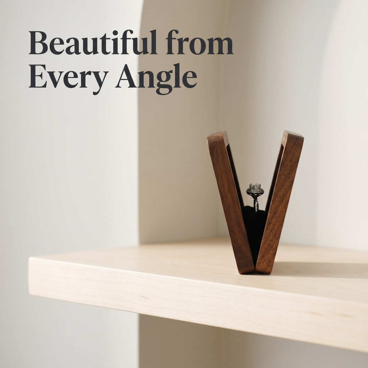 Walnut ring box seen from the side - Pivot - MAHOOSIVE