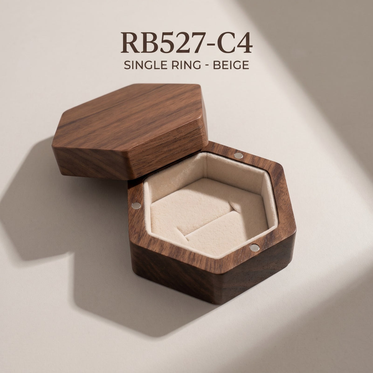 Walnut ring box in Beige - Prism - MAHOOSIVE