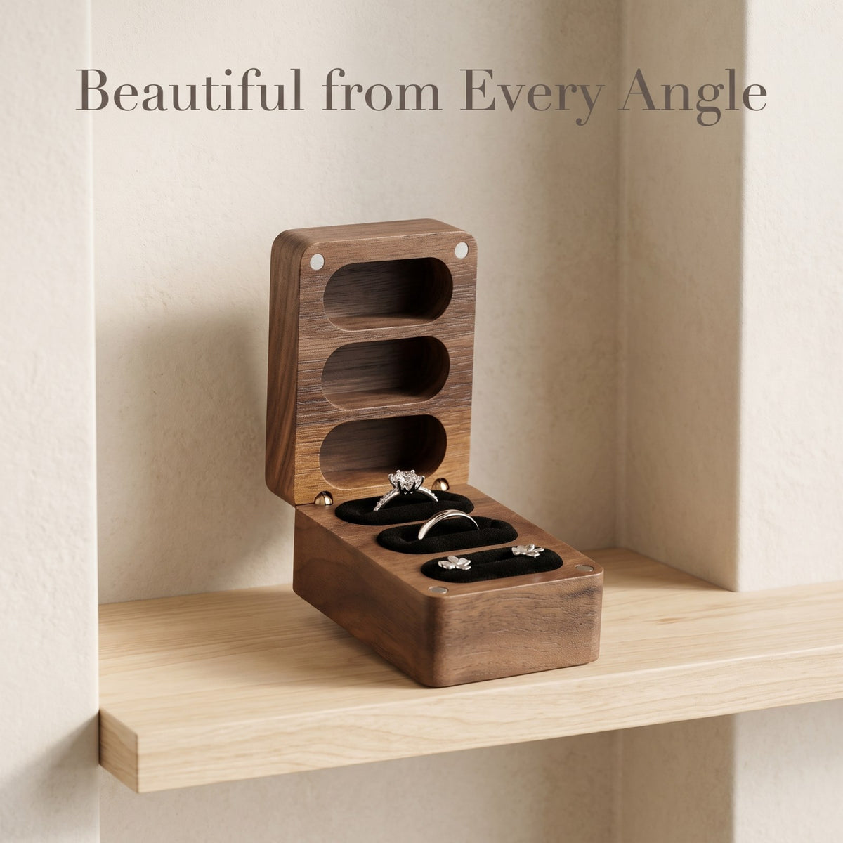 Walnut ring box seen from the side - Trio - MAHOOSIVE